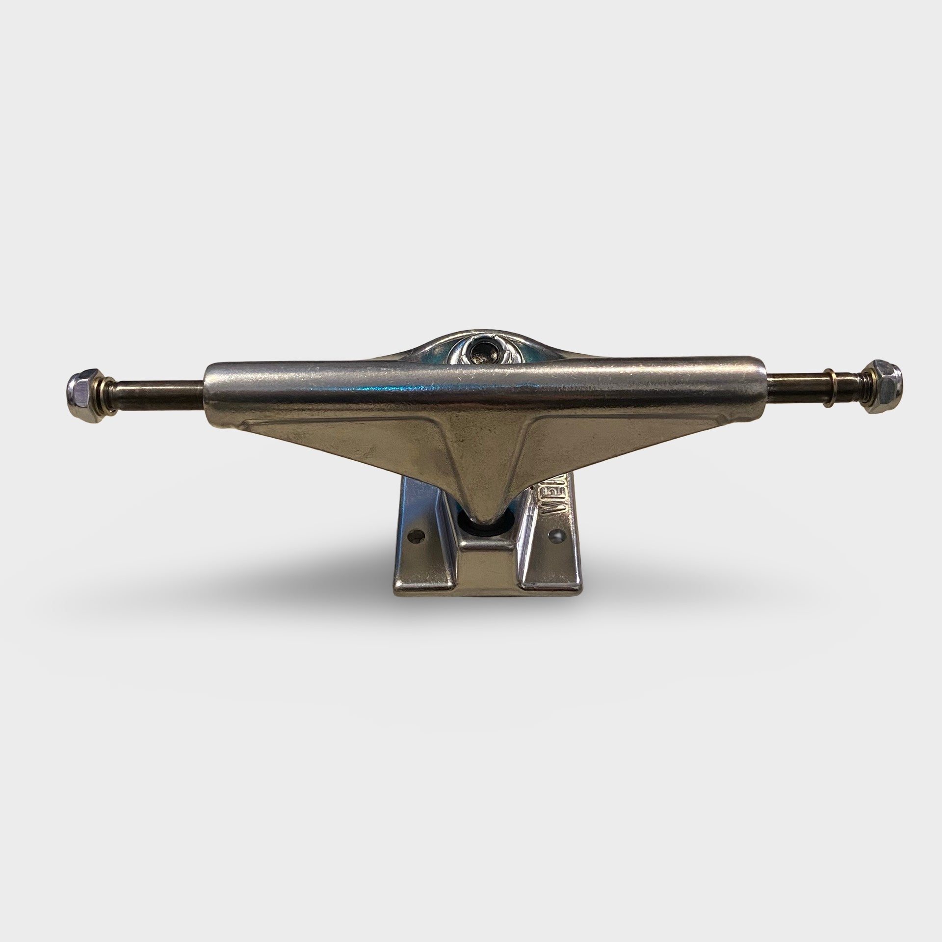 Venture 5.6 V-Forged Truck (2) – Krudco. Skateshop