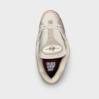Es One Nine 7 Size 9.0 Skate Shop Day 2022 White Gum - Krudco. Skateshop