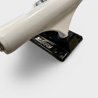 Slappy 8.5" St1 Classic Painted Polished trucks
