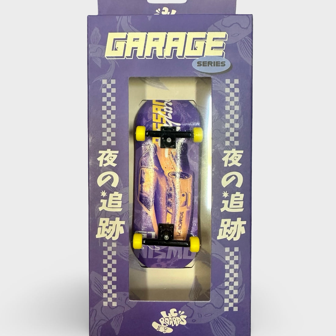 LC Boards Garage series skyline with foam grip complete. 98x34
