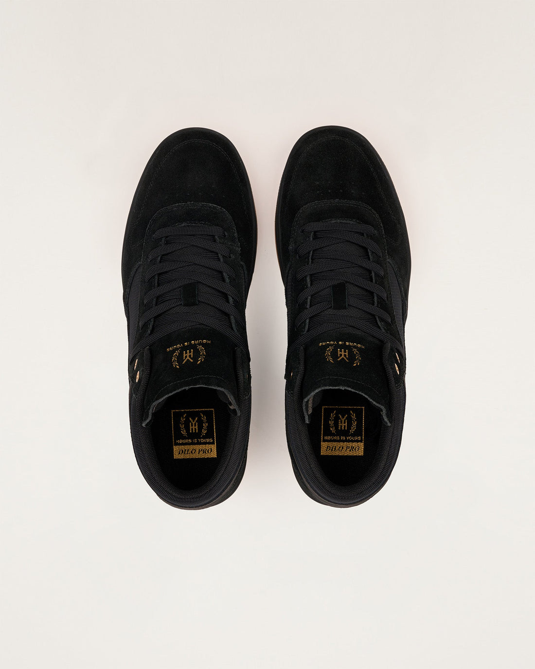 DILO PRO BLACK GUM MID TOP SNEAKER