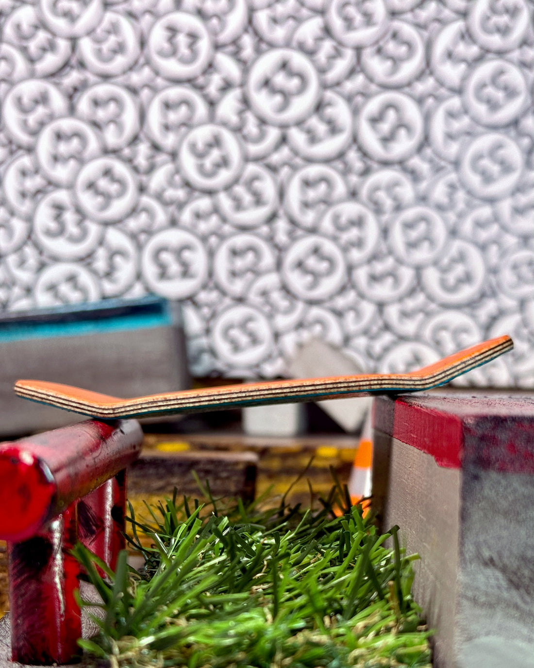 The Deck - Mold Five (M5) - Krudco. Skateshop